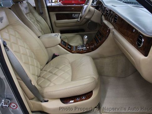 Used 2004 Bentley Arnage T image 49