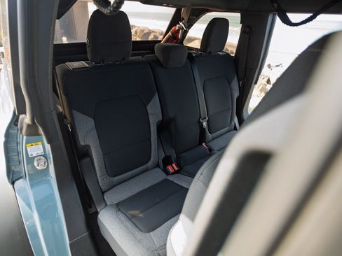 Used 2021 Ford Bronco Big Bend w/ Sasquatch Package AWD/4WD image 30