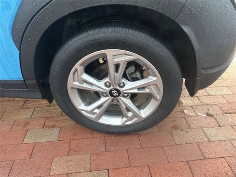 Used 2022 Hyundai Kona SEL w/ Cargo Package image 7