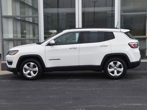 Used 2019 Jeep Compass Latitude image 10