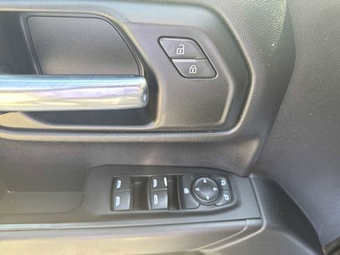 Used 2020 Chevrolet Silverado 1500 Custom Trail Boss image 23