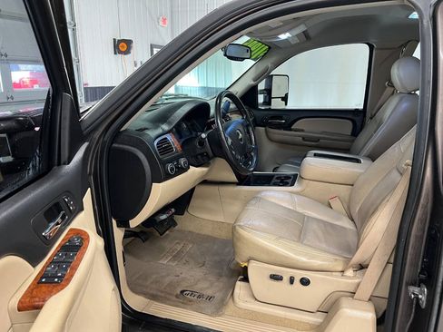 Used 2007 Chevrolet Silverado 3500 LTZ w/ EZ-Lift Tailgate Package AWD/4WD image 7