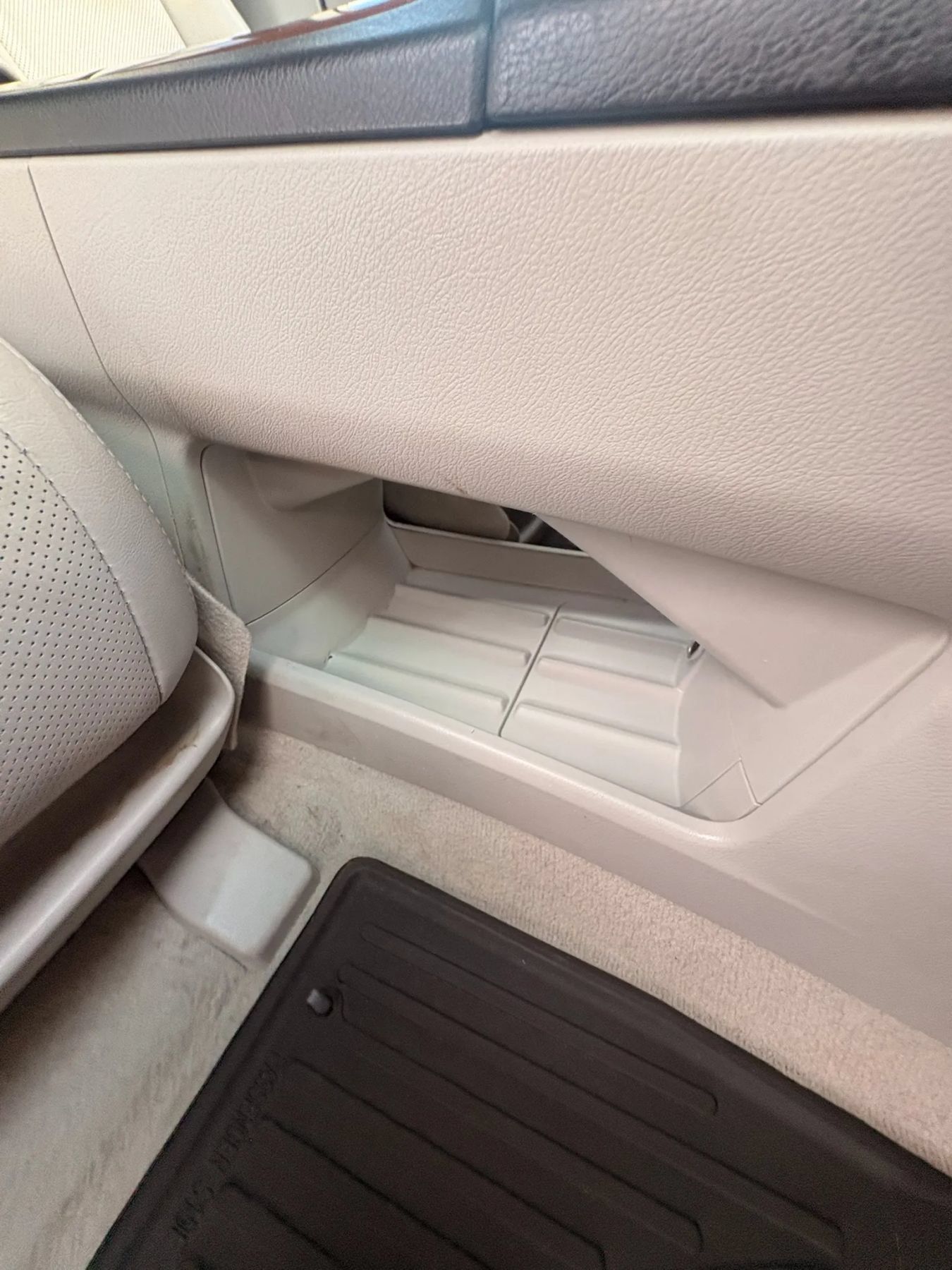 Used 2011 Lexus RX 350 AWD w/ Premium Pkg image 36