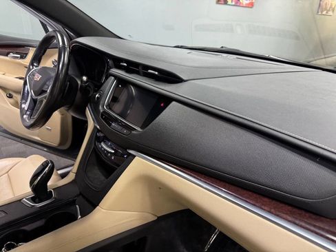 Used 2019 Cadillac XT5 Luxury FWD image 54