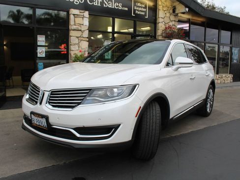 Used 2016 Lincoln MKX Reserve w/ Technology Package AWD/4WD image 1