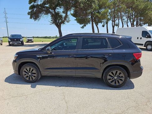 Used 2023 Volkswagen Taos S FWD image 3
