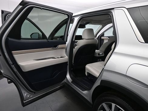 Used 2022 Hyundai Palisade SEL w/ Premium Package image 20