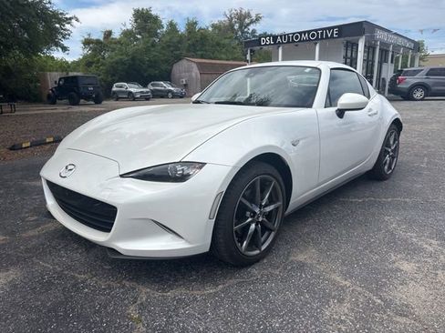 Used 2019 MAZDA MX-5 Miata RF Grand Touring image 4