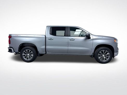 Used 2023 Chevrolet Silverado 1500 LT AWD/4WD image 12