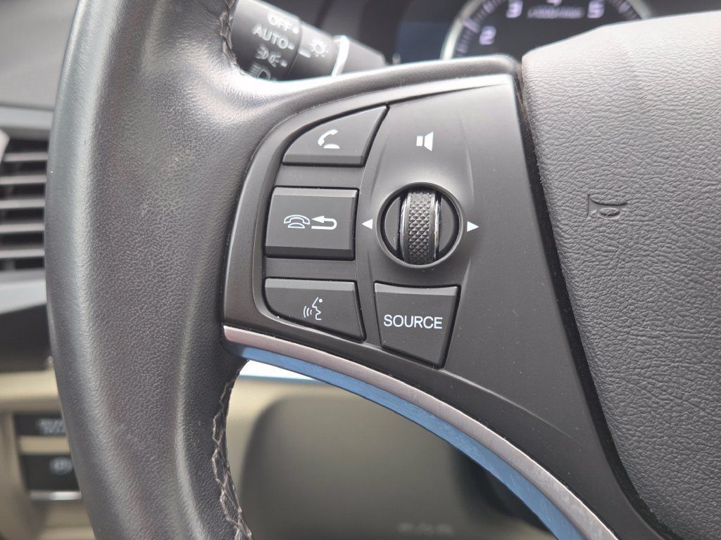 Used 2020 Acura MDX SH-AWD image 18