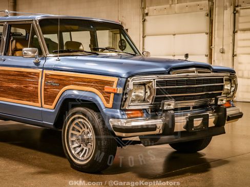 Used 1987 Jeep Grand Wagoneer AWD/4WD image 13