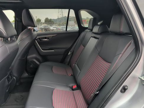 Certified 2025 Toyota RAV4 XSE image 9