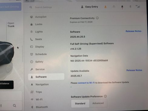 Used 2023 Tesla Model Y Performance image 22
