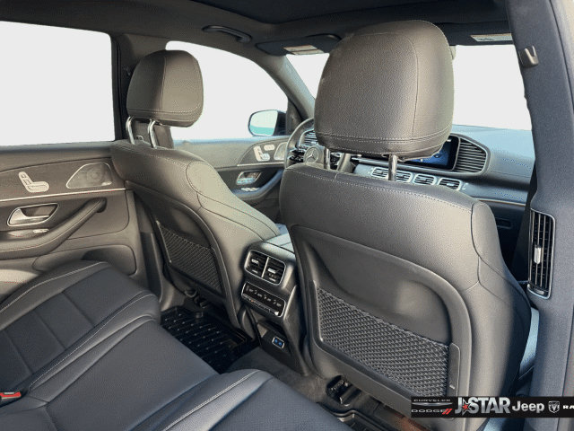 Used 2025 Mercedes-Benz GLS 450 4MATIC w/ AMG Line Exterior image 29