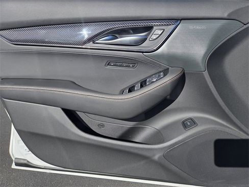 New 2026 Cadillac CT5 V image 18