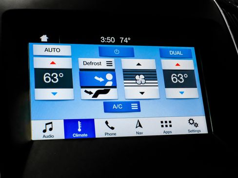 Used 2017 Ford Edge Titanium w/ Equipment Group 301A FWD image 37