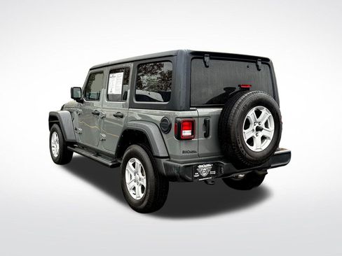 Used 2022 Jeep Wrangler Unlimited Sport image 5