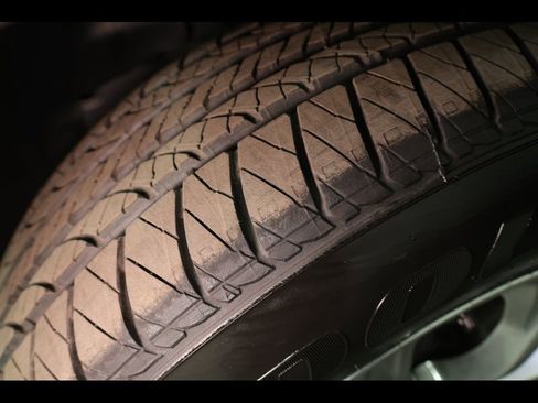 Used 2020 Jeep Cherokee Latitude Lux w/ Comfort/Convenience Group image 19