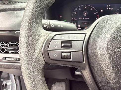 Used 2025 Honda Accord LX image 21