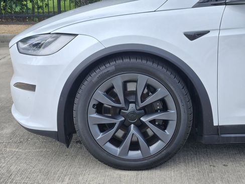 Used 2023 Tesla Model X AWD/4WD image 10