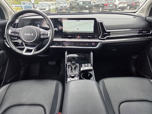 Used 2023 Kia Sportage EX AWD/4WD image 12