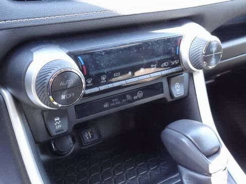 Used 2023 Toyota RAV4 XLE image 16