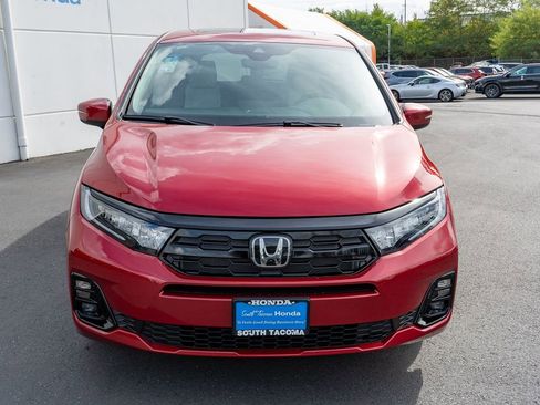 New 2026 Honda Odyssey Elite image 3