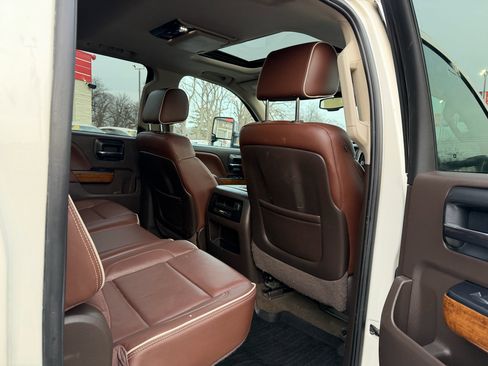 Used 2014 Chevrolet Silverado 1500 High Country image 22