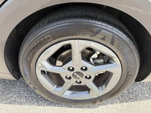Used 2025 Kia K4 FWD image 30