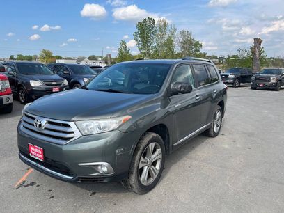 Used 2011 Toyota Highlander Limited w/ Tow Pkg
