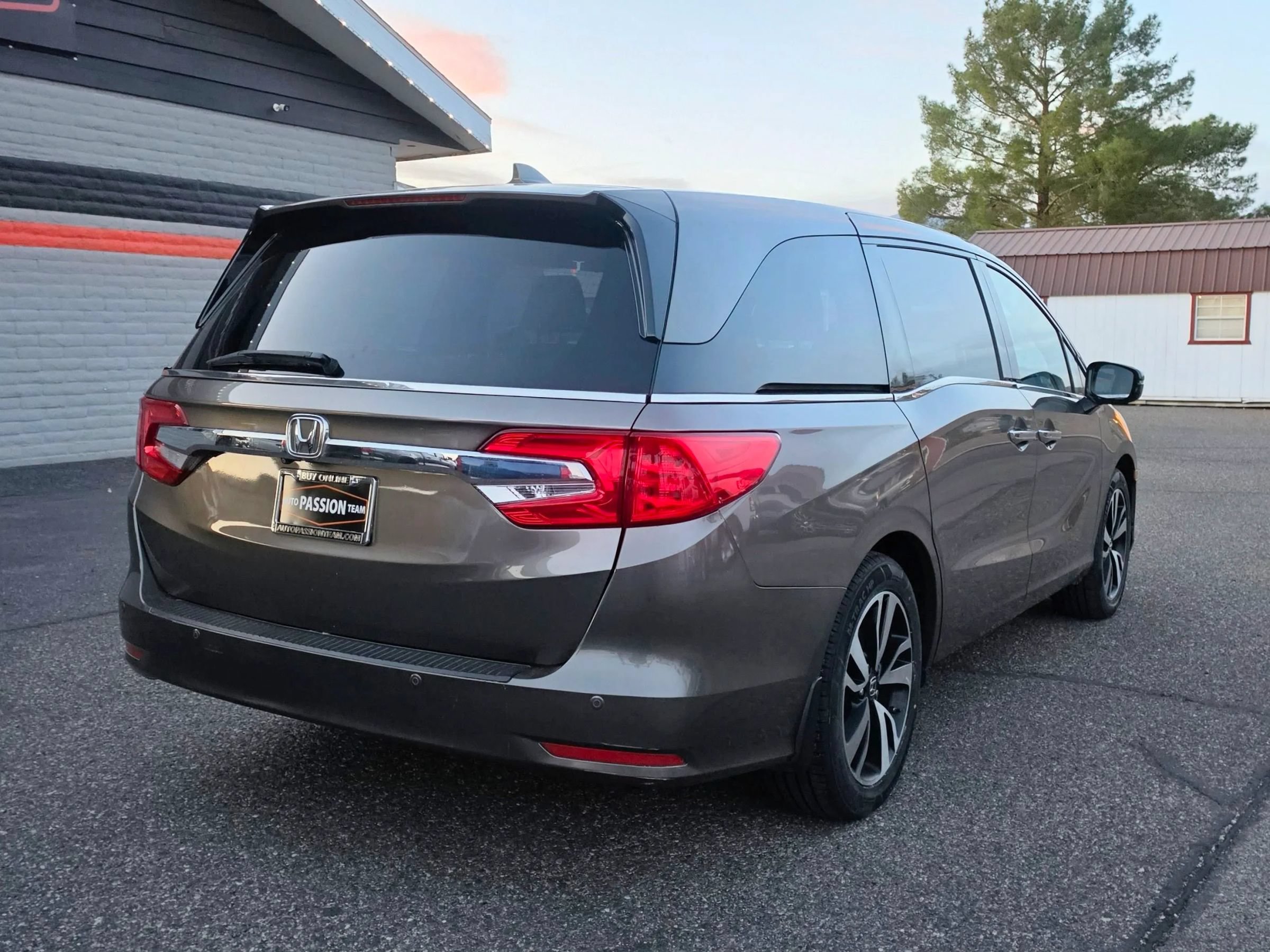 Used 2019 Honda Odyssey Elite image 5