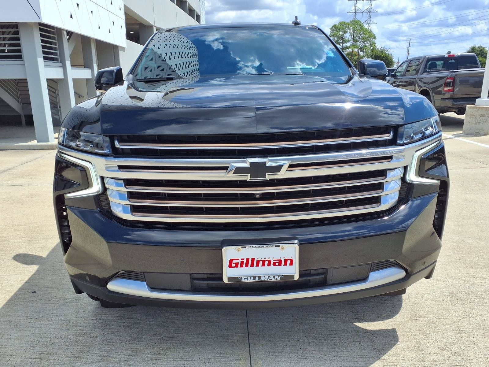 Used 2024 Chevrolet Tahoe High Country RWD image 28
