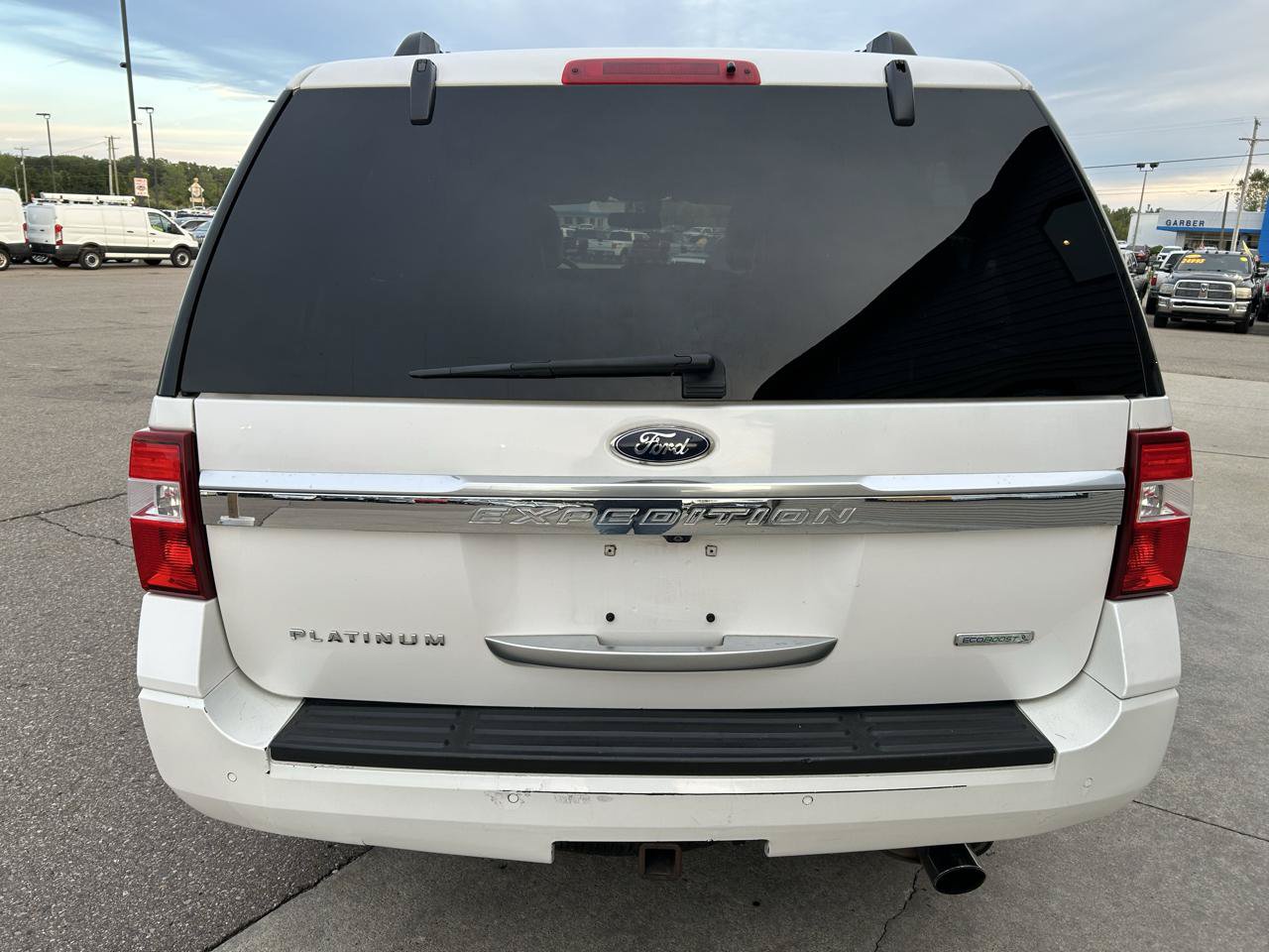 Used 2015 Ford Expedition Platinum AWD/4WD image 6
