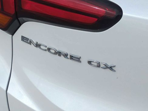 Used 2023 Buick Encore GX Select w/ Sport Touring Package image 31