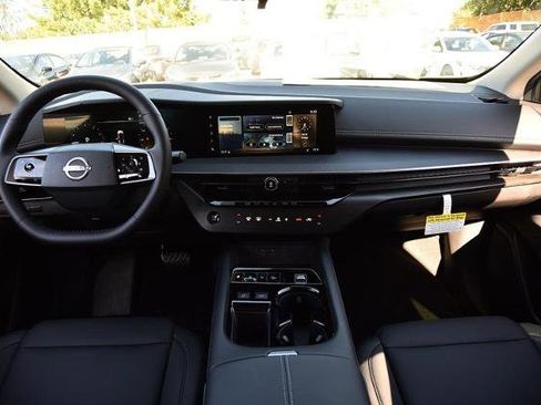 New 2025 Nissan Murano SV image 8