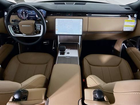 New 2026 Land Rover Range Rover Long Wheelbase SE AWD/4WD image 14