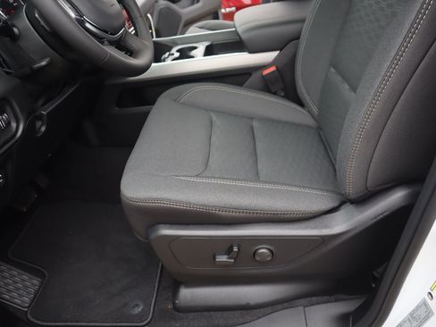 New 2026 RAM 1500 Lone Star AWD/4WD image 12