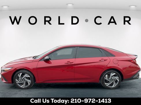 Certified 2025 Hyundai Elantra Sport FWD image 6