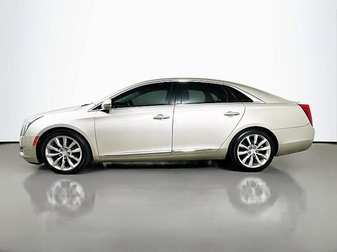 Used 2016 Cadillac XTS Luxury w/ Driver Awareness Package AWD/4WD image 2