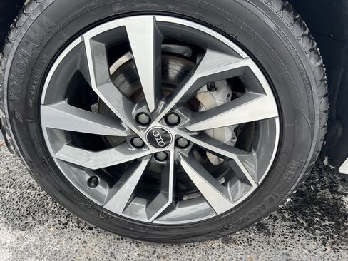 Used 2022 Audi Q5 2.0T Premium Plus w/ Premium Plus Package image 46