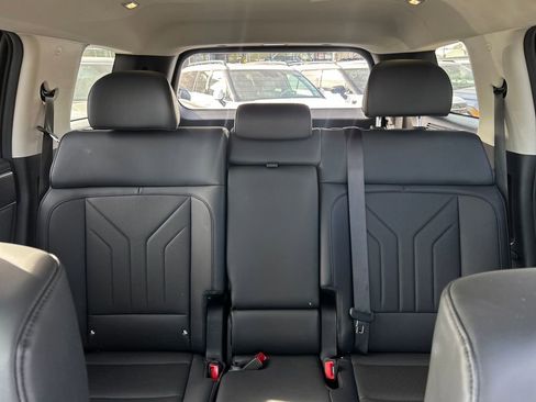 Used 2025 Hyundai Santa Fe XRT image 25