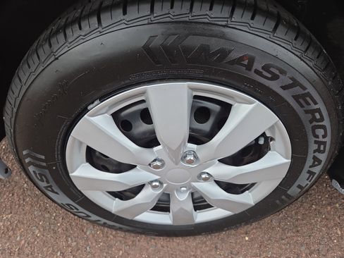 Used 2012 Honda Accord LX image 10