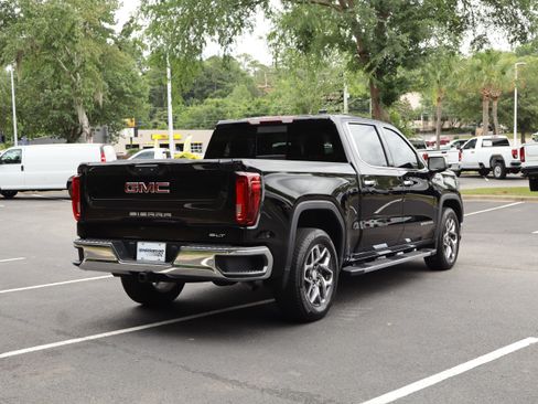 Used 2025 GMC Sierra 1500 SLT w/ SLT Premium Plus Package RWD image 9