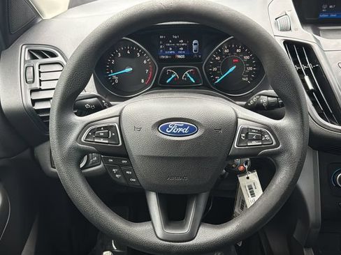 Used 2018 Ford Escape SE FWD image 18