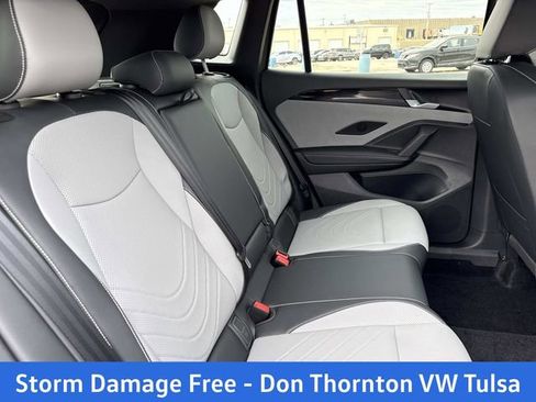 New 2026 Volkswagen Tiguan SE R-Line FWD image 17