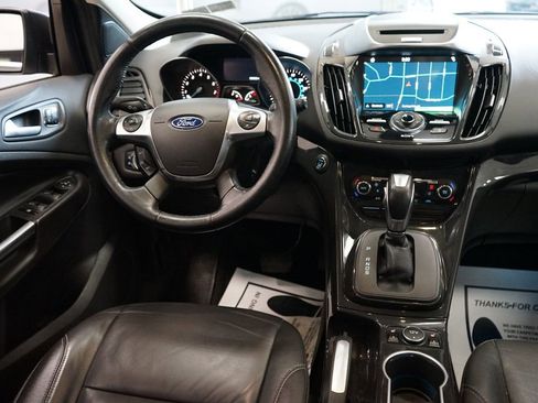 Used 2016 Ford Escape Titanium AWD/4WD image 11
