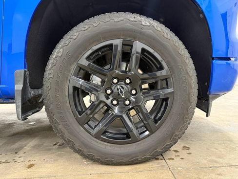 Used 2025 Chevrolet Silverado 1500 Custom w/ Turbomax Blackout Package RWD image 26
