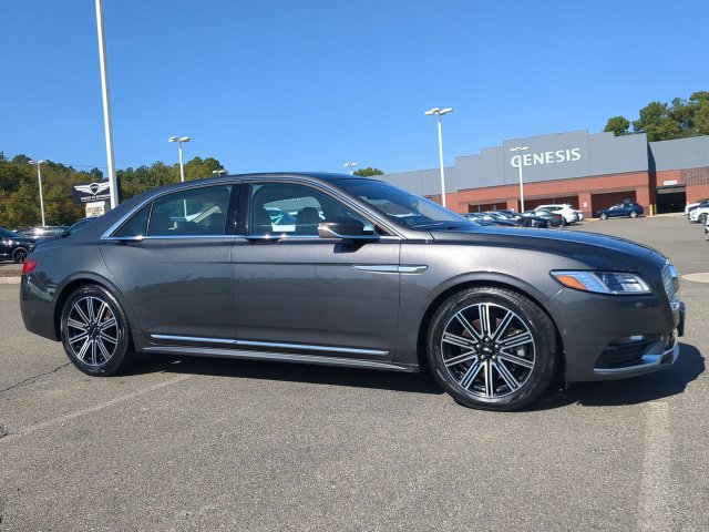 Used 2019 Lincoln Continental Reserve AWD/4WD image 2