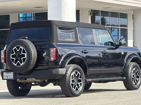 Used 2024 Ford Bronco Outer Banks AWD/4WD image 4