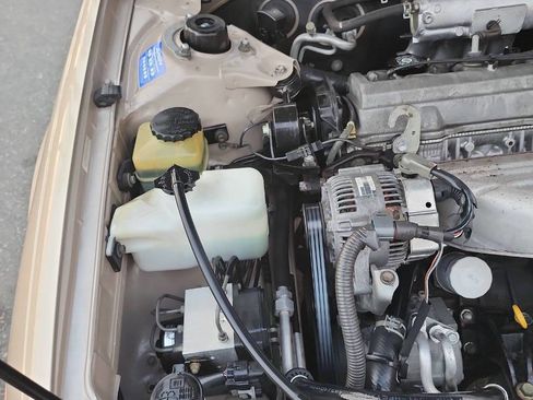 Used 1998 Toyota Camry XLE FWD image 18
